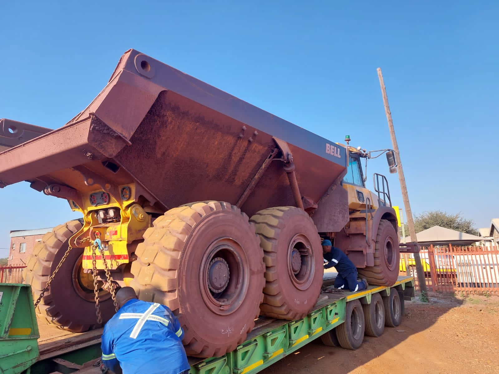 WhatsApp Image 2023-03-19 at 12.25.43